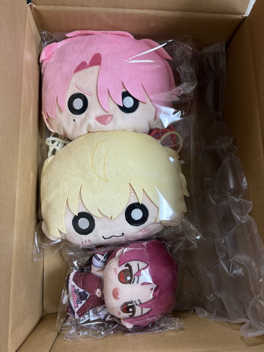 おひな tweet media