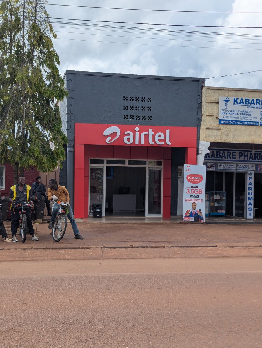Jasper_JCM's tweet photo. Mwaramutse neza @airtelrw turashimira kubwa internet yihuta mutugezaho ariko ishami rwanyu rikorera Kabuga mudufashe bajye baduha invoice kugihe. Nasabye invoice le 09/03/2026 Mbaha purchase code ark nanubu uko ngiyeyo babwirako invoice itaraboneka @rrainfo mudufashe rwose. https://t.co/tVWhwW5paM
