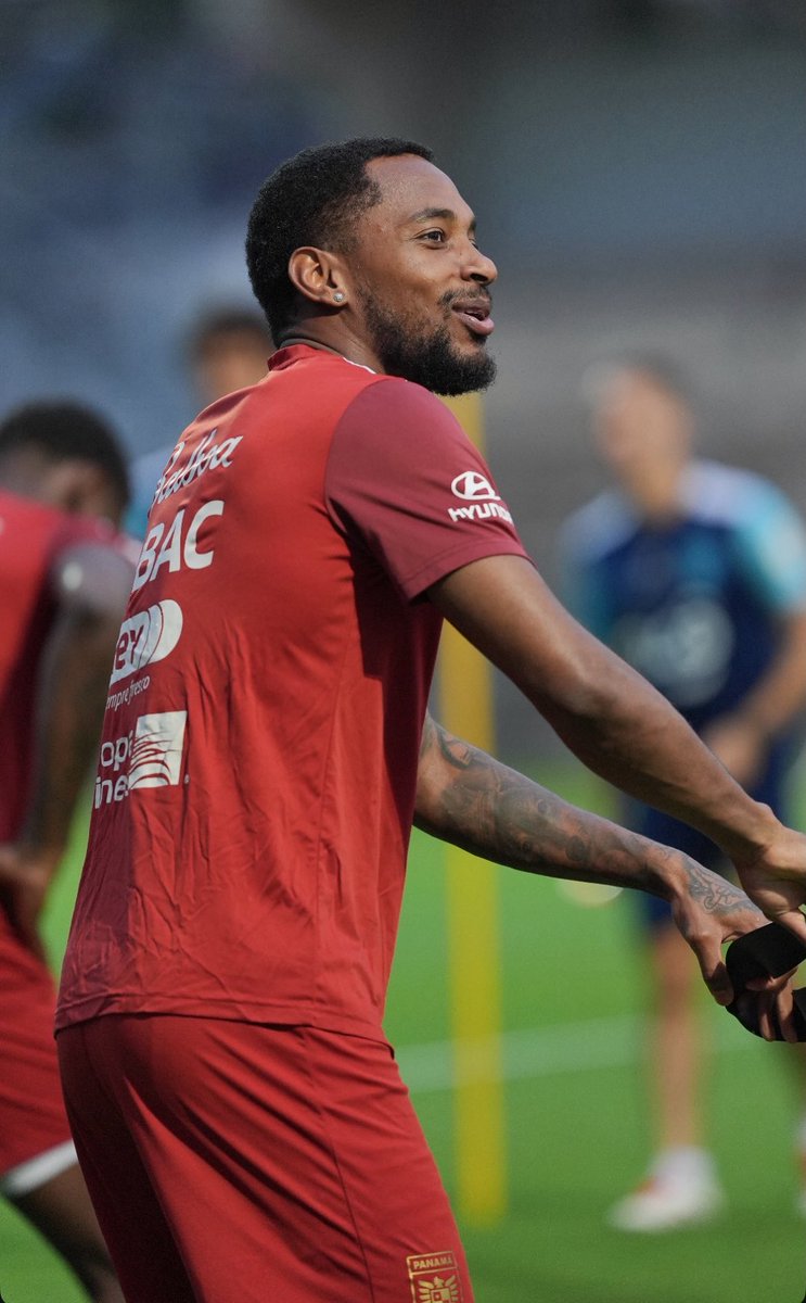 BJKYetiyor's tweet photo. 🔥Futbolcumuz Amir Murillo, Panama Milli takımı antrenmanında. https://t.co/YiifyfMb8w