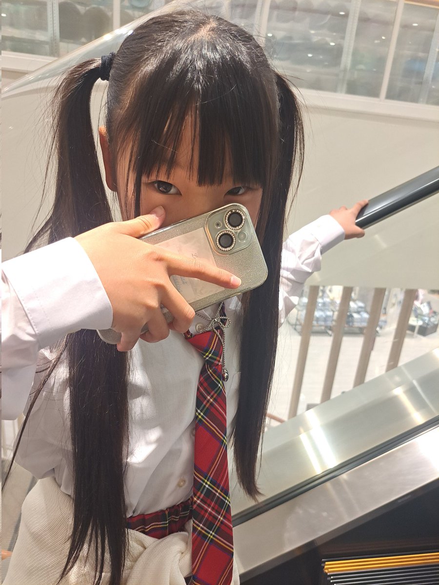 ayurinko tweet media