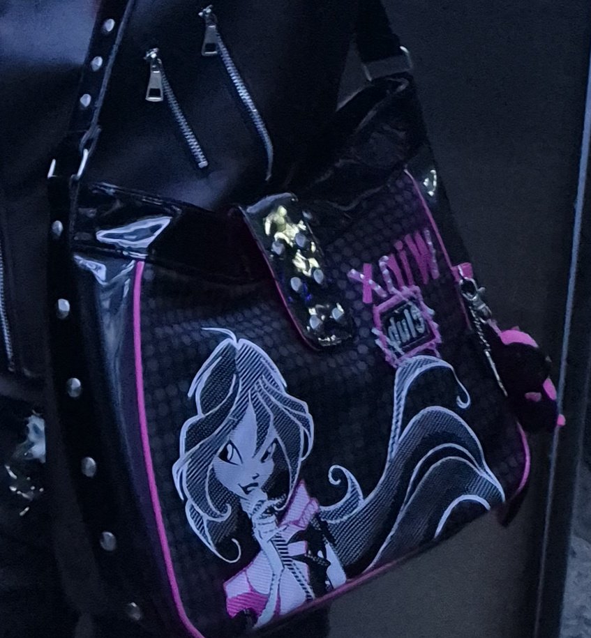 maalsf cerwn⁷ 🪭 tweet media