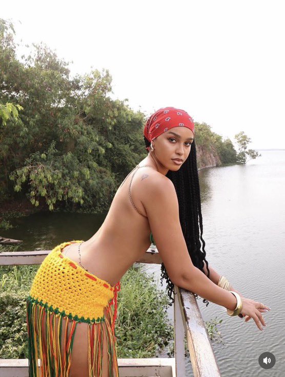 Apple Pixels tweet media