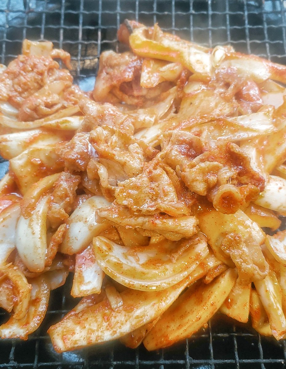 자흔이네 연탄집 tweet media