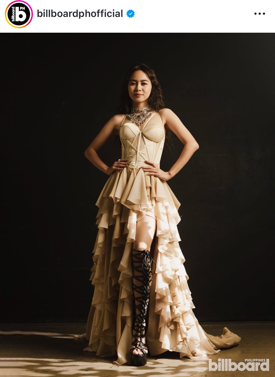 sol ౨ৎ tweet media