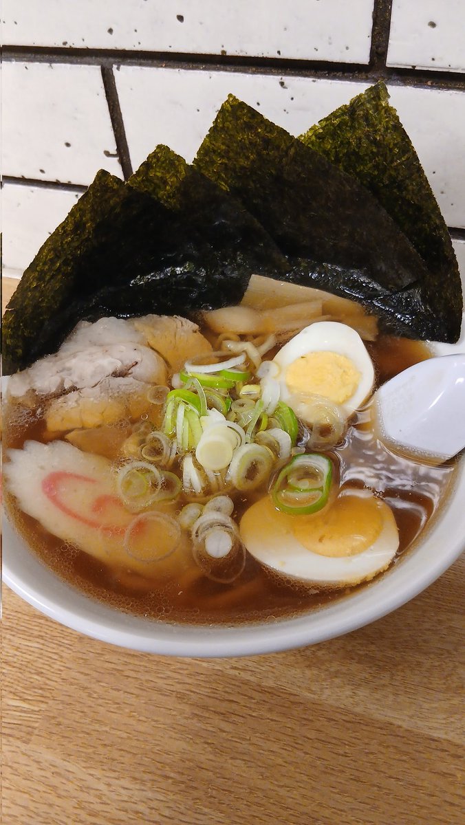 🍑🦍コイコイ👑🦁幸運の月🔮🐟 tweet media