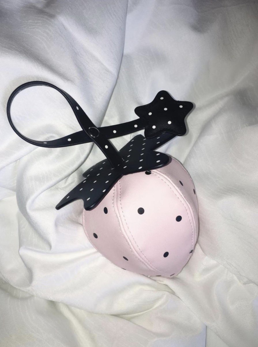 나니Nanee tweet media