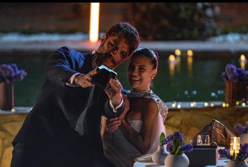 Büşra🌸 tweet media