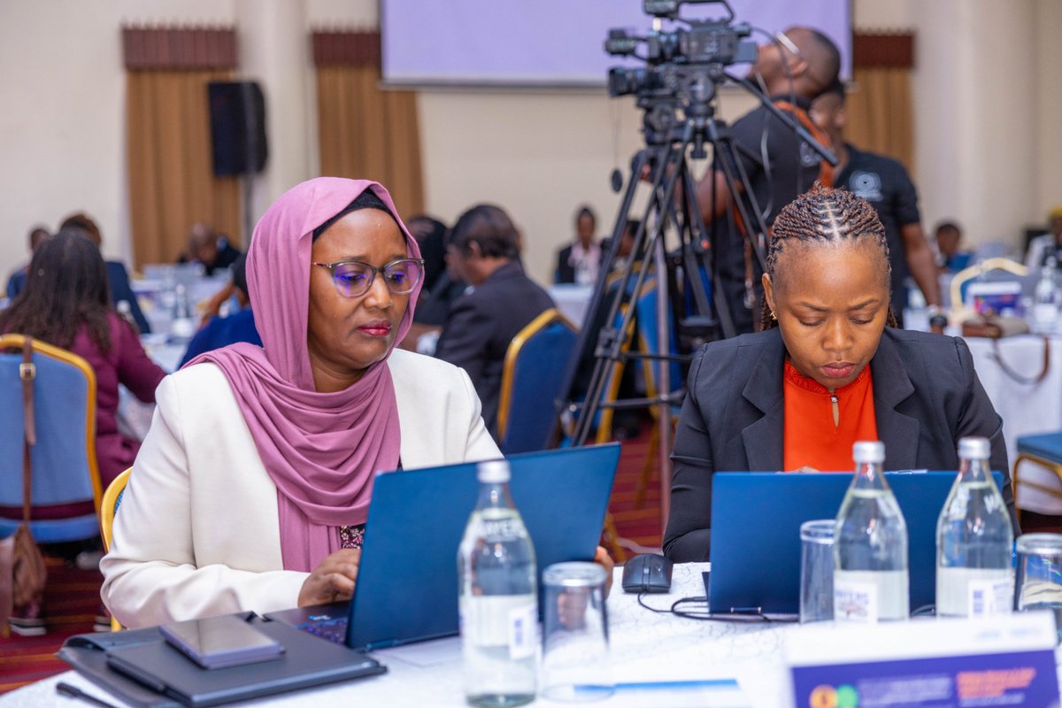 unwomenkenya's tweet photo. Too many decisions affecting women and girls are made without the right data.
Gender data gaps continue to limit policies, budgets, and programmes.
#WomenCount offers a proven pathway to fix this.
From data to decisions.
👉 Follow live on the link: https://t.co/9blatAoLGu https://t.co/SGaUKx2u4t