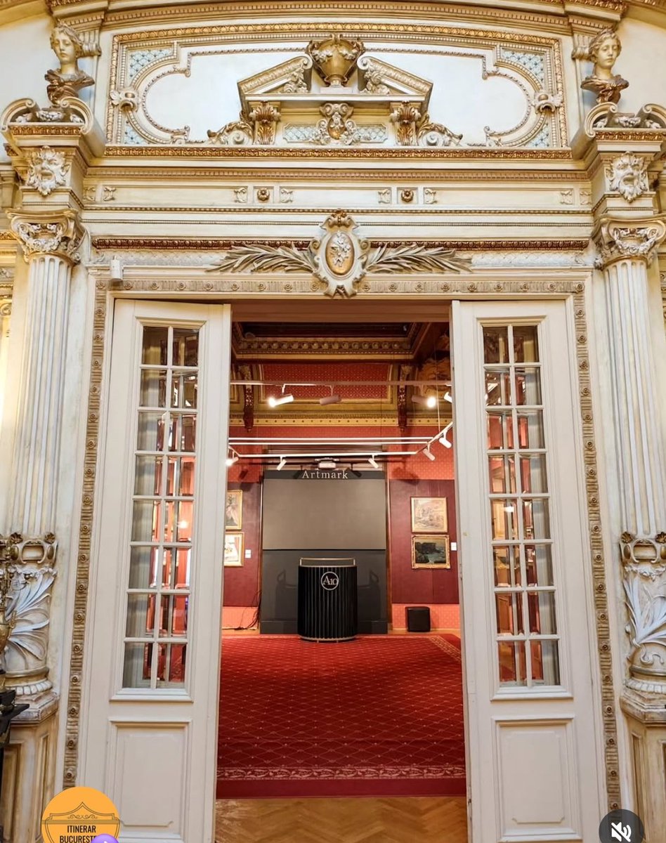 Travel to România tweet media