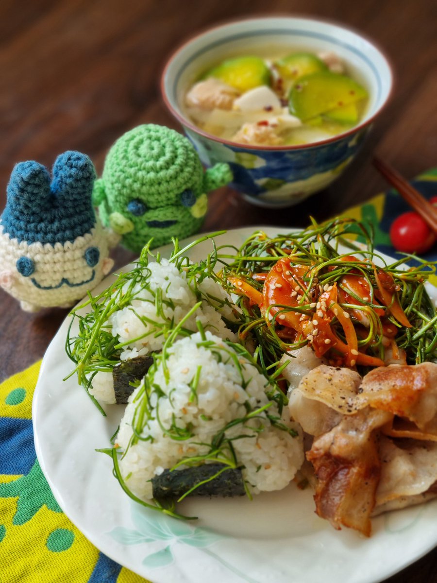 버찌밥 tweet media