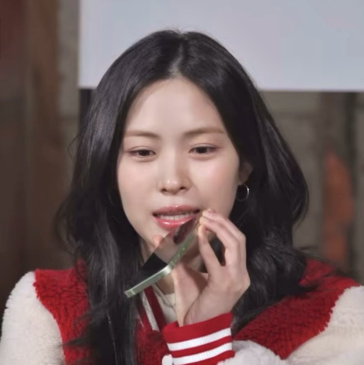 Forever for Ryujin🐱| Actress Shin Ryujin🪼🪒🕵️ tweet media