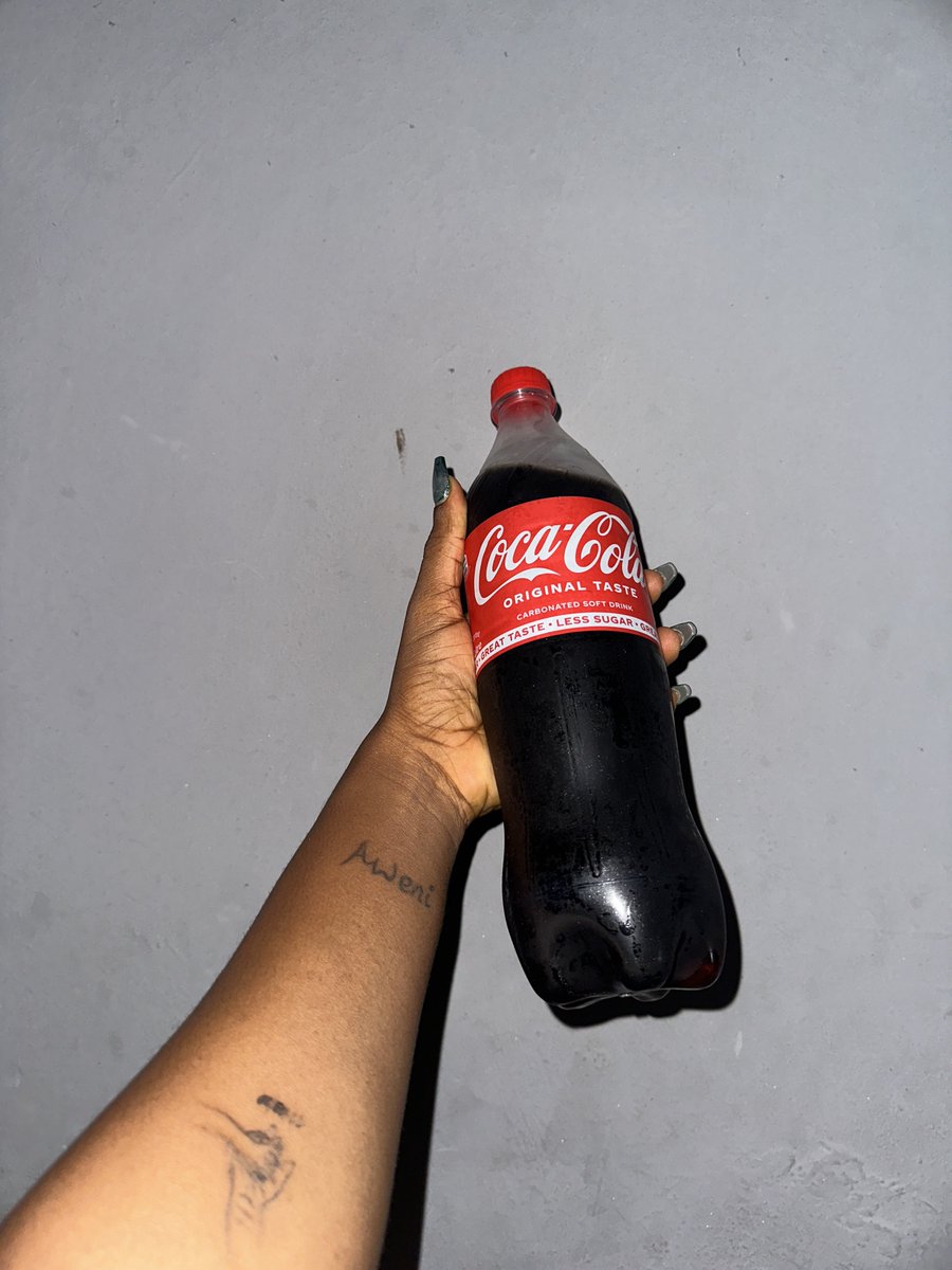 Aweni peperempe,omoge onibata🩰🎀 tweet media