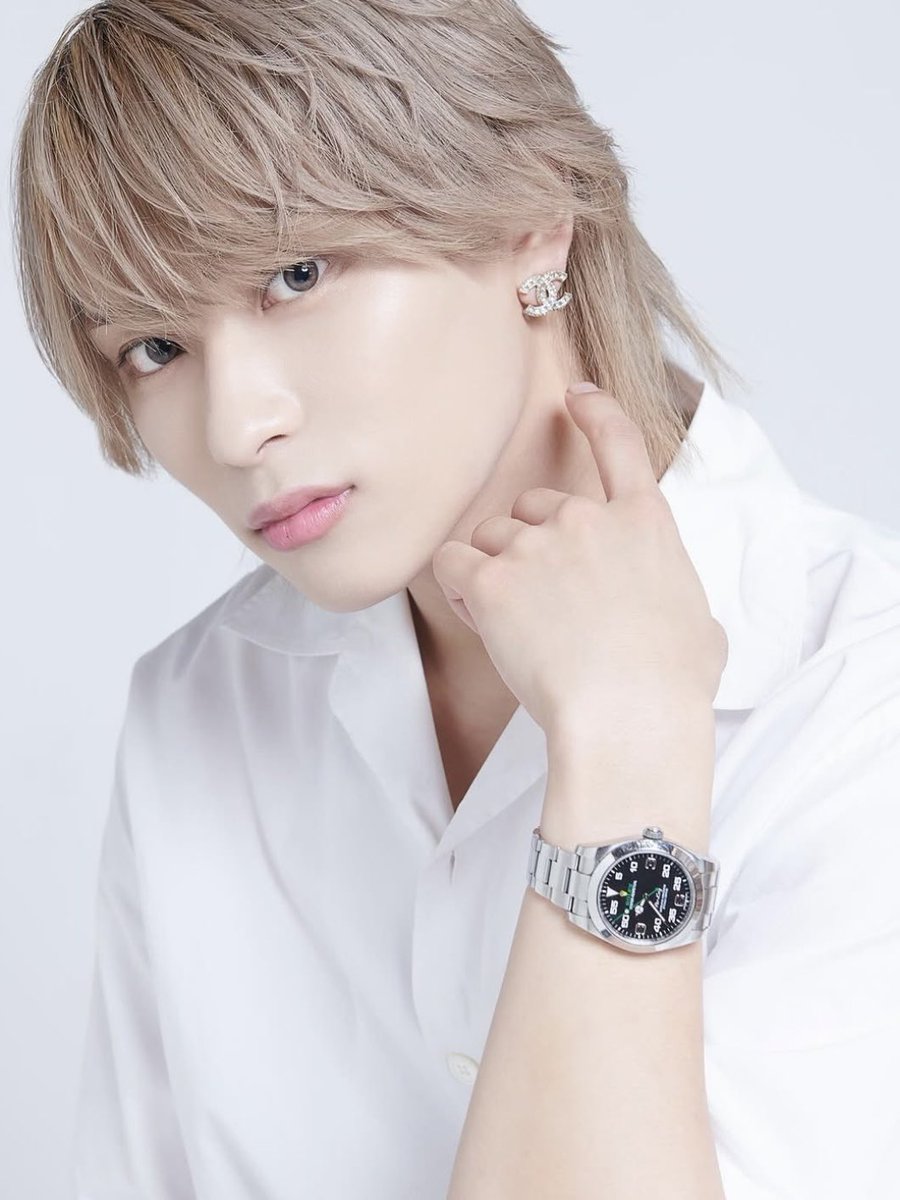 昼職ホス狂い tweet media