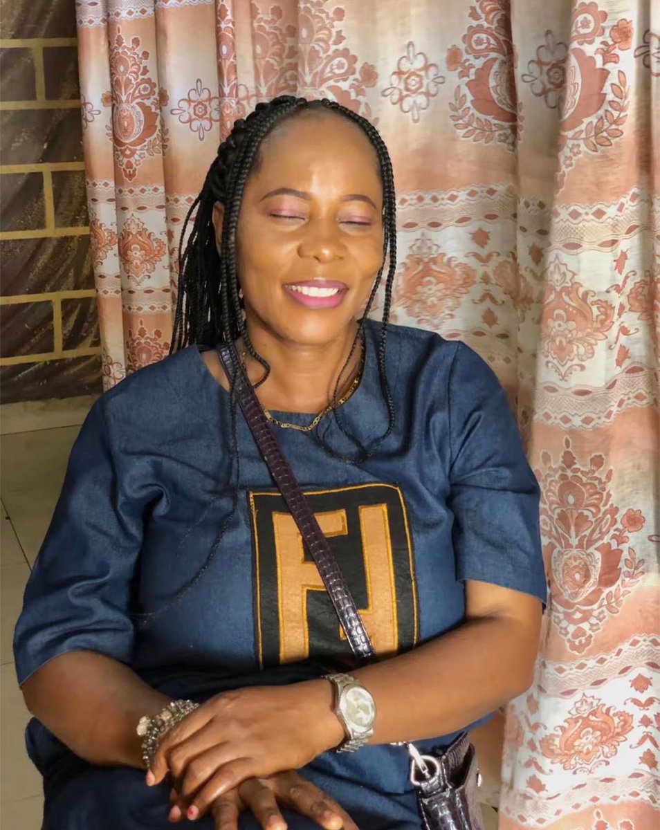 ingénieure Makila👷🏾‍♀️🇨🇩 #KimBox tweet media