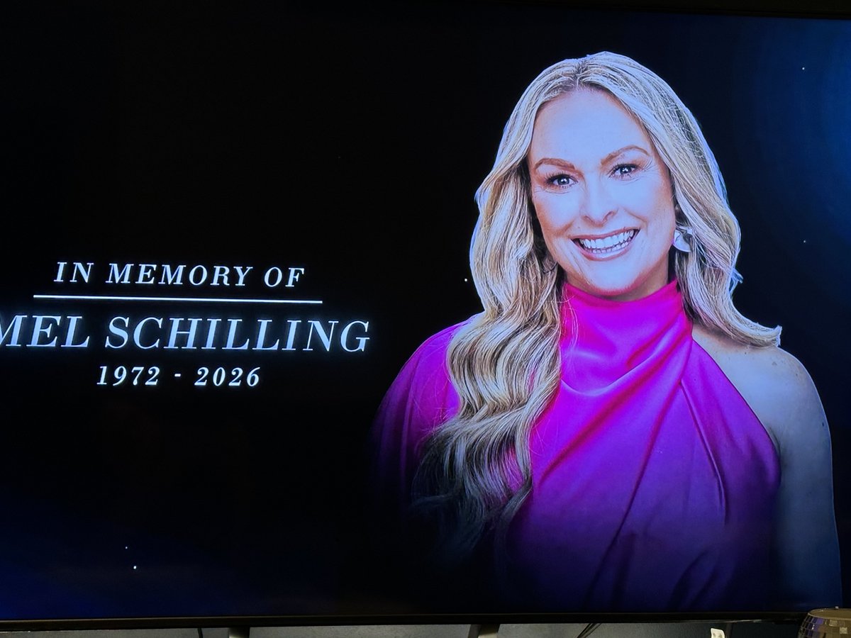 Steph the sarcastic sequin tweet media