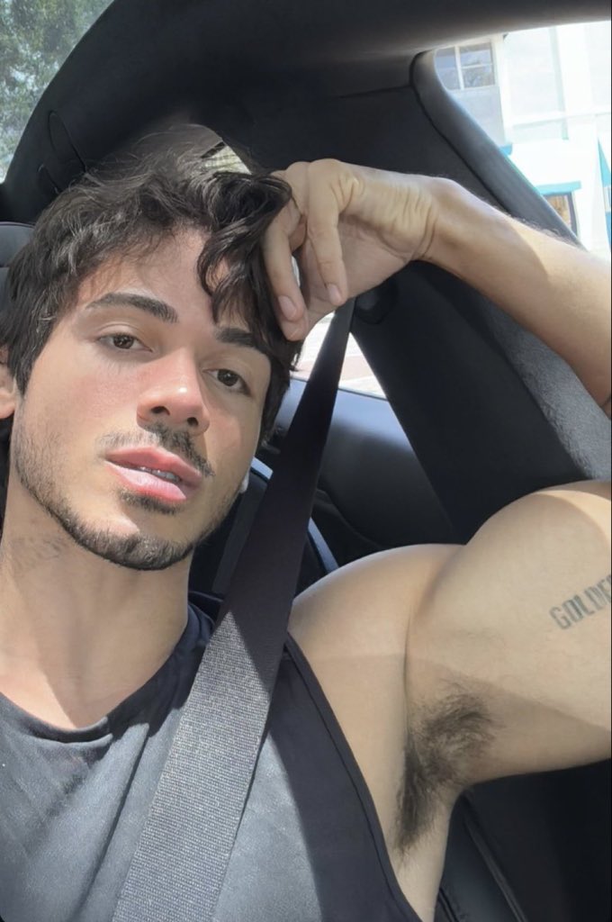 Jess :-) tweet media