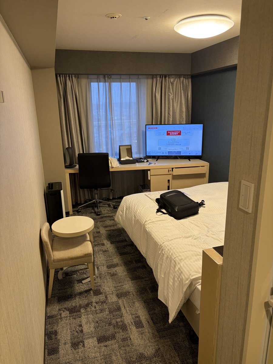 あおく tweet media