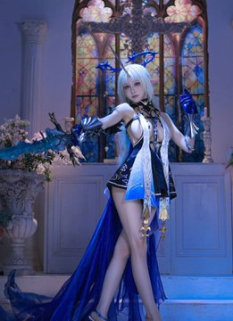 蜜汁猫裘 tweet media