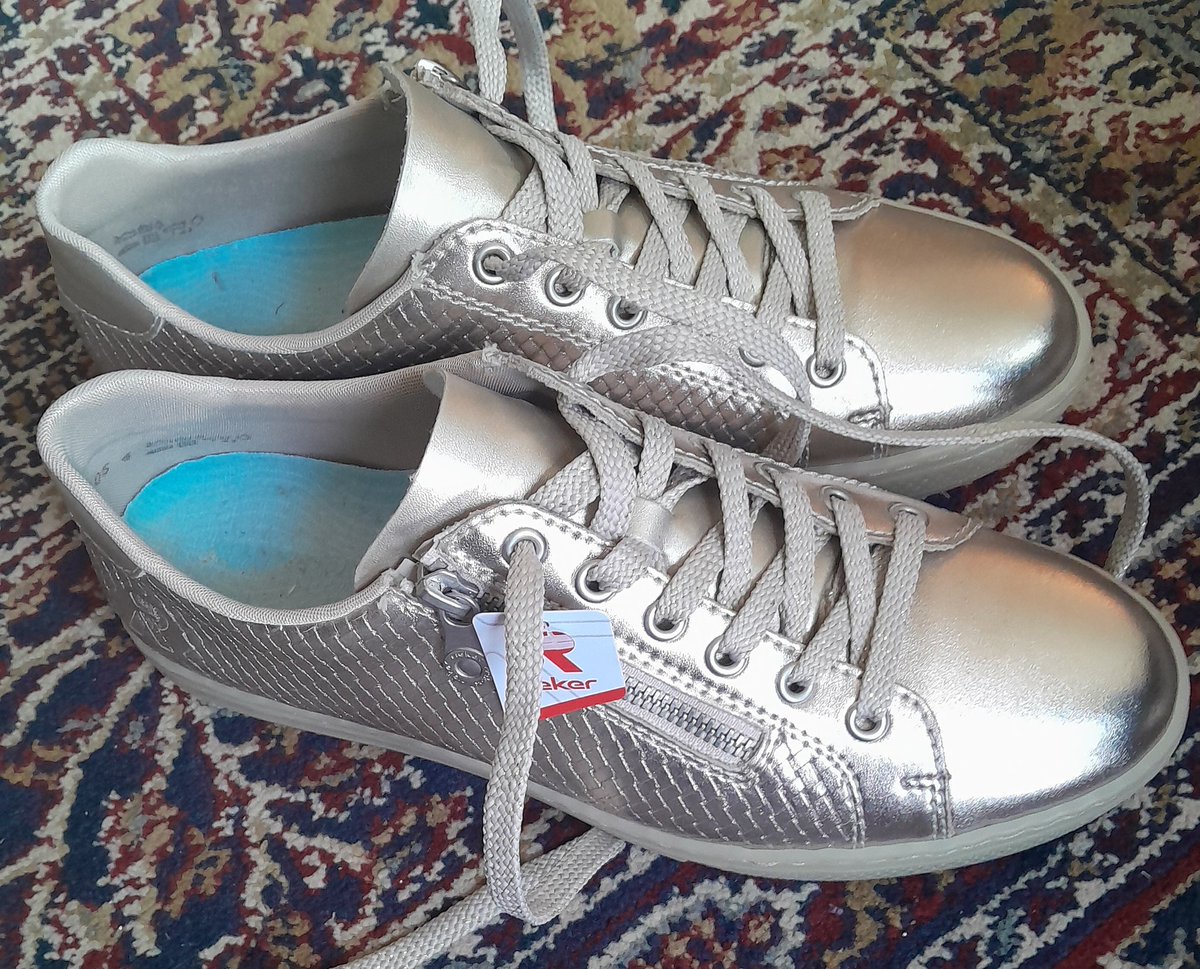 Lizzie 💚💙🐦🇪🇺🇯🇴 tweet media