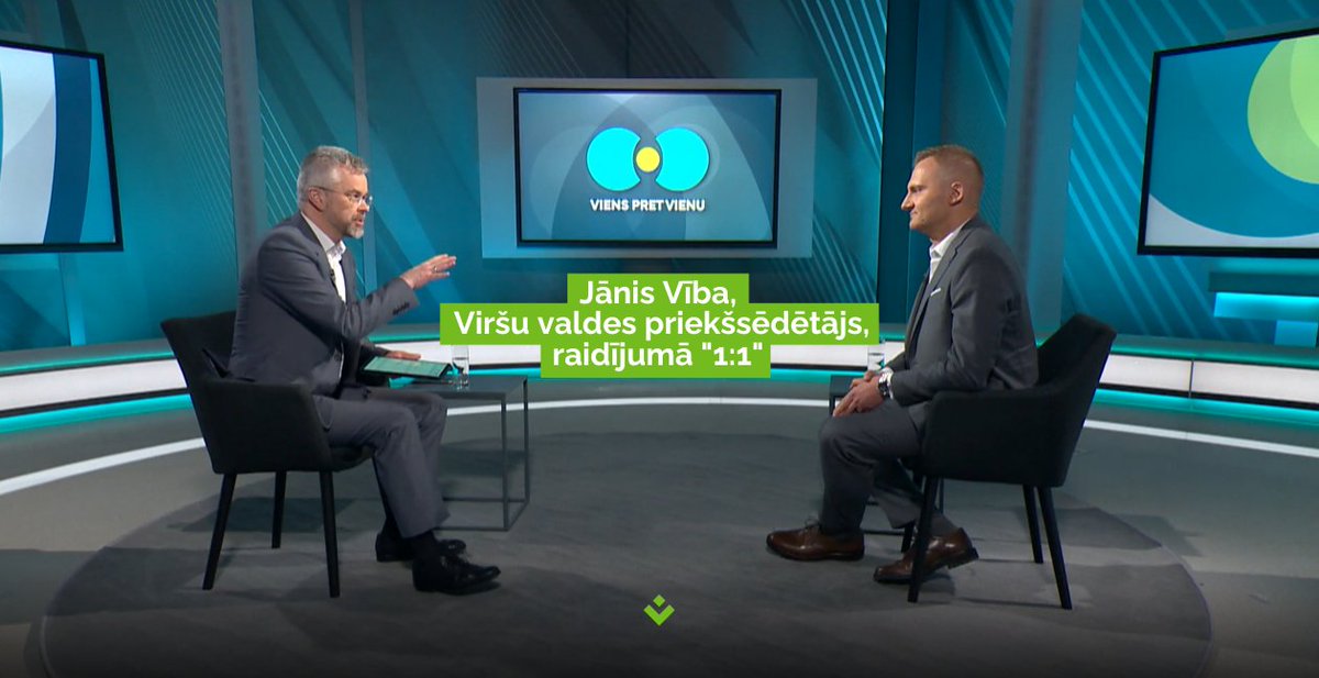 Virsi_A's tweet photo. Jānis Vība, Viršu valdes priekšsēdētājs, raidījumā "1:1" ar Gundaru Rēderu diskutē par:
⬩ ģeopolitisko situāciju; 
⬩ degvielas cenu pieaugumu; 
⬩ valdības piedāvātajiem risinājumiem; 
⬩ ietekmi uz nozari un klientiem.

▶️ Sarunu vari noskatīties šeit: https://t.co/1t9qpyTgE2 https://t.co/pBEGEjkETy