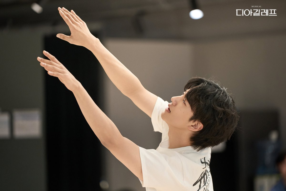 (주)쇼플레이 tweet media