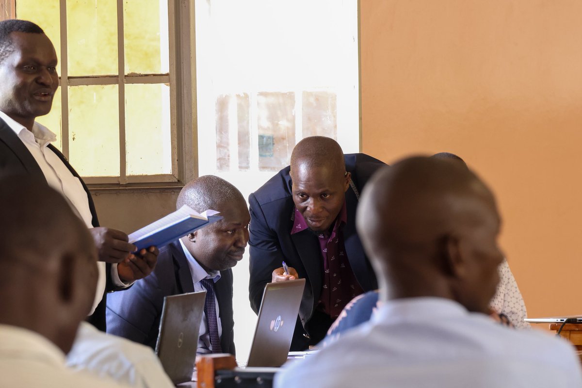 actionaiduganda's tweet photo. The review focuses on Quarter2 performance, validating support supervision findings, and identifying practical solutions to address bottlenecks affecting health service delivery across Gulu District. #CLEARproject https://t.co/dCHUKZryqI