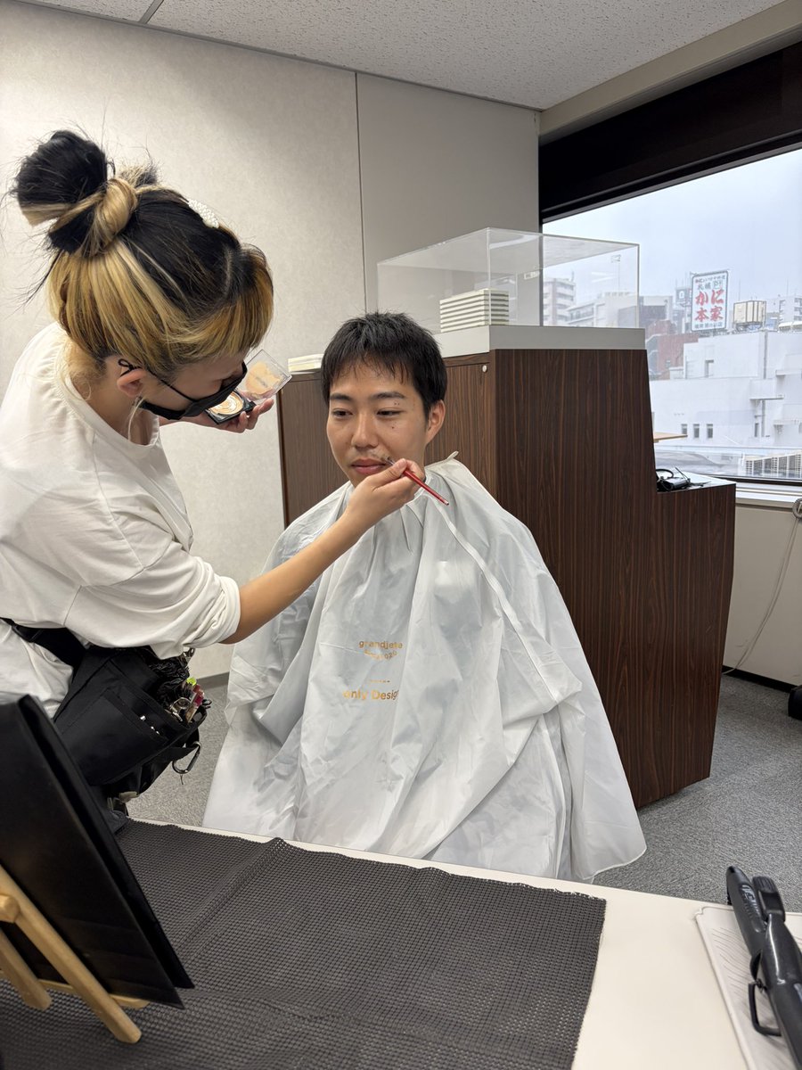kraftia_LD_men's tweet photo. 新年度に向けて本日は写真撮影を行いました!
#クラフティア #KRAFTIA #九電工はクラフティアへ #AVILO #2XU #超速リカバー https://t.co/DSIlyAiWCI