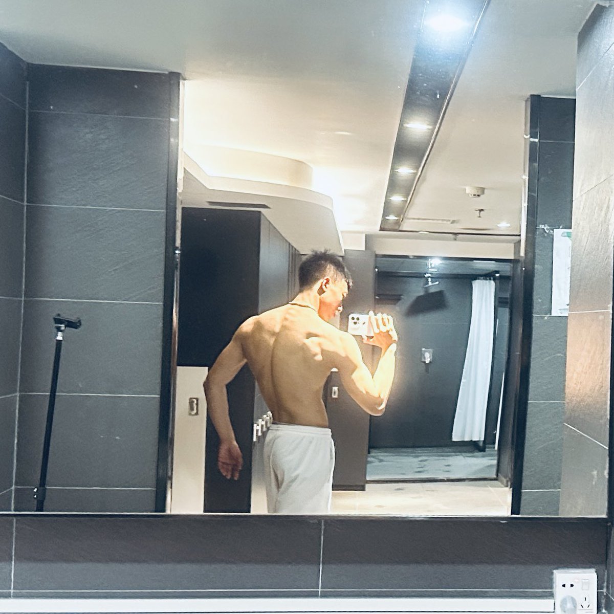 鲨鱼辣椒 tweet media