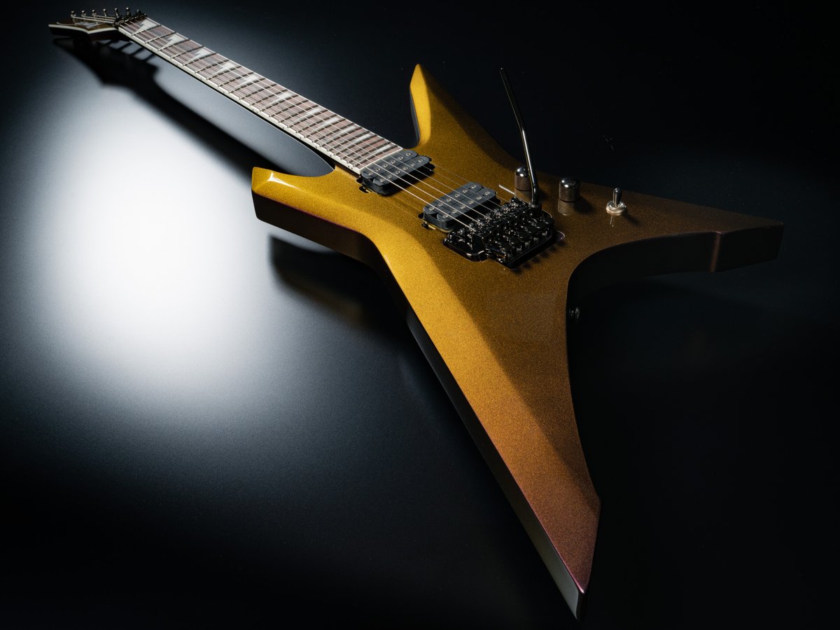 IbanezJapan's tweet image. 【Xiphos 2026 Limited Model : XPT420DX-RGC】
草創期のモデルを彷彿とさせ、見る角度によって色味が変化するRGCフィニッシュで仕上げたXiphosシリーズの限定モデルを発売します！

▼XPT420DX-RGC (Rose Gold Chameleon)
ibanez.com/jp/products/de…

#ibanez #アイバニーズ
