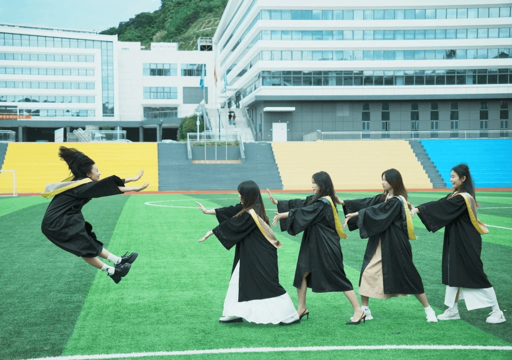 C Stauffer tweet media