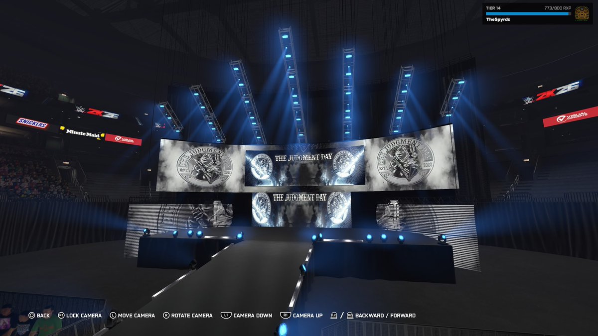 feral/coach tweet media