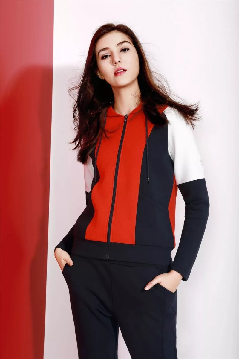 RENEE AMOS tweet media