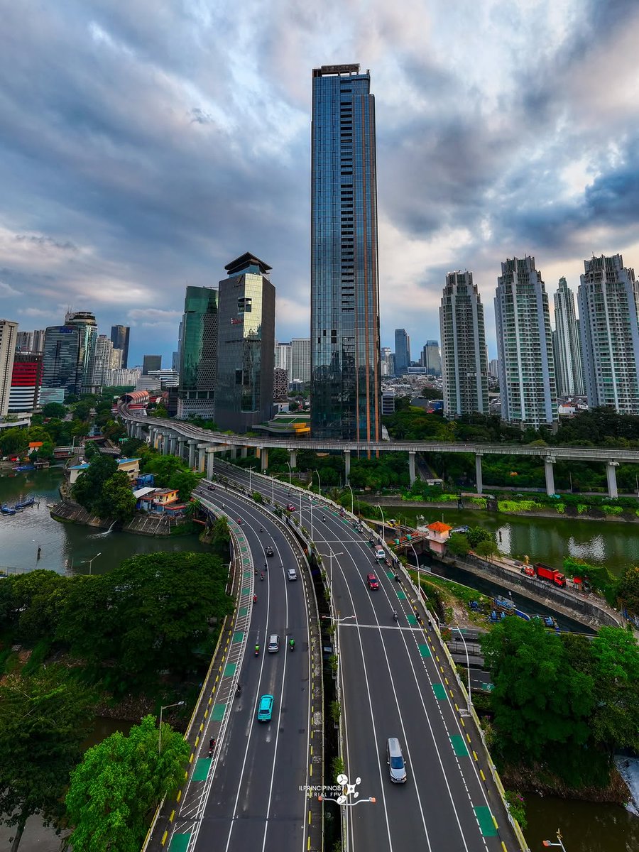 Seascape Nature tweet media