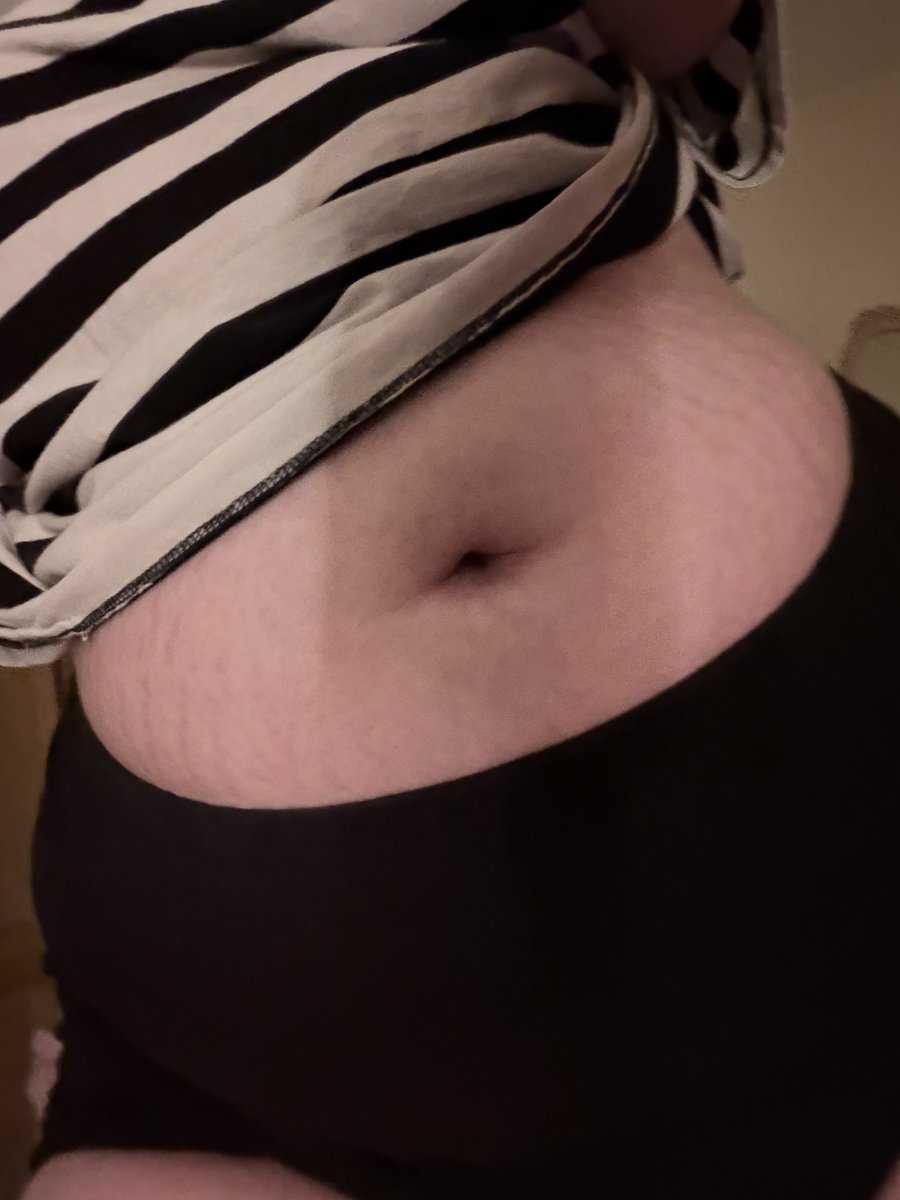 princess eggi tweet media