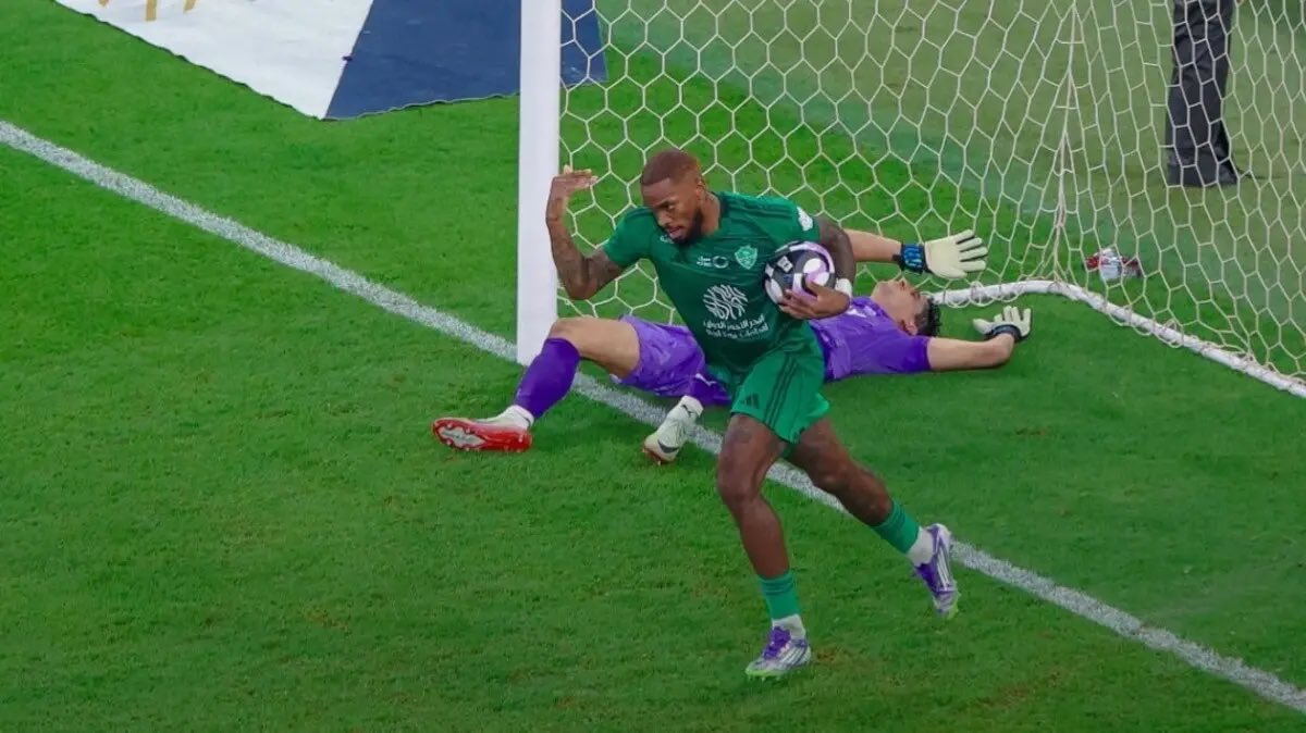 دحـٓم tweet media