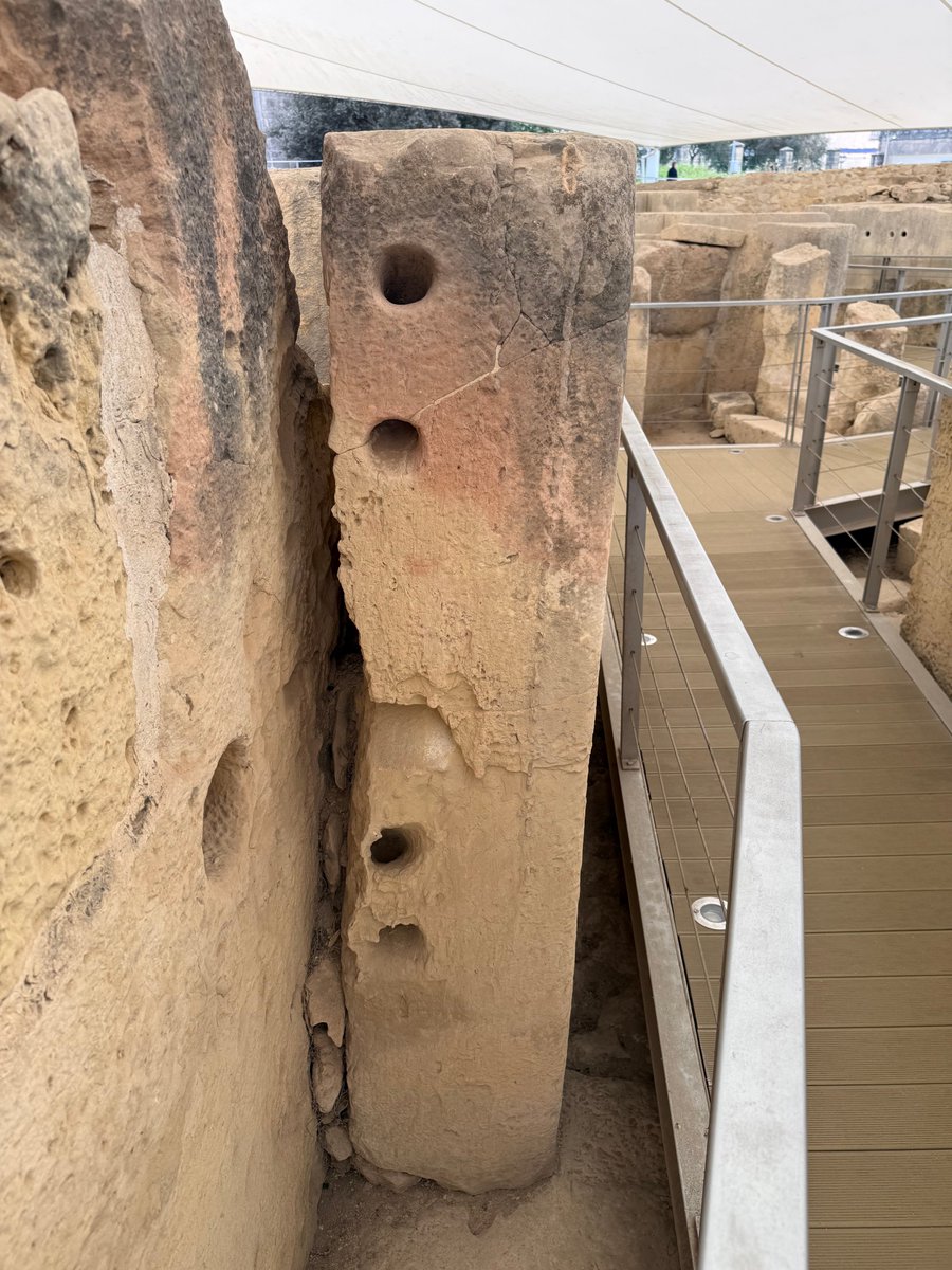 outofspace2's tweet photo. Some interesting pinch holes at Tarxien Malta https://t.co/OmNx9BofQJ