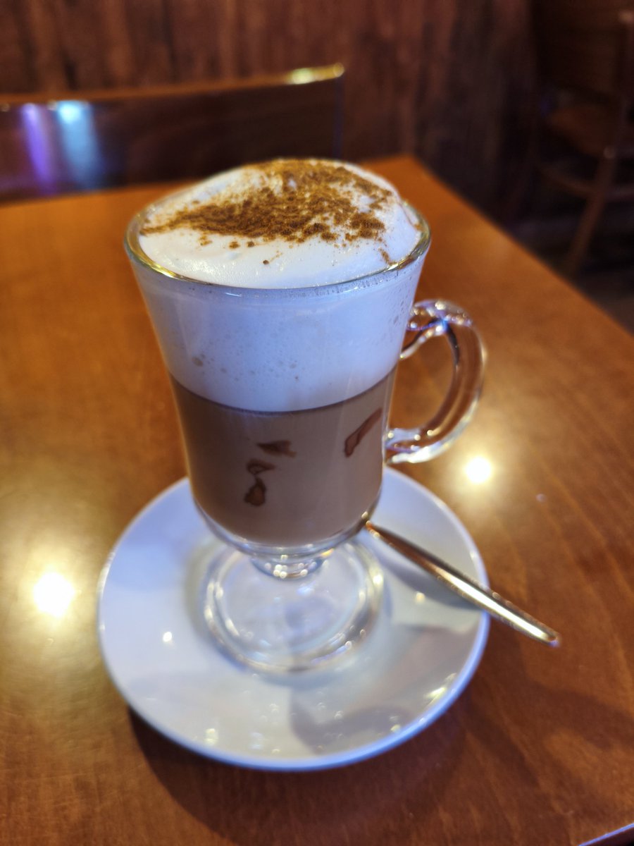 こんにちは😃🤤