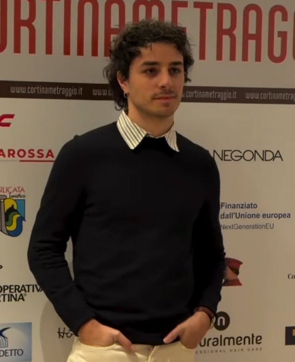 sof ⁷ 💙 manuelito tweet media