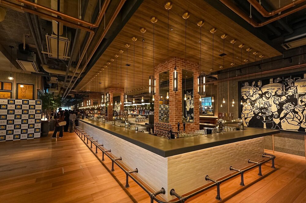 Fashion Press tweet media