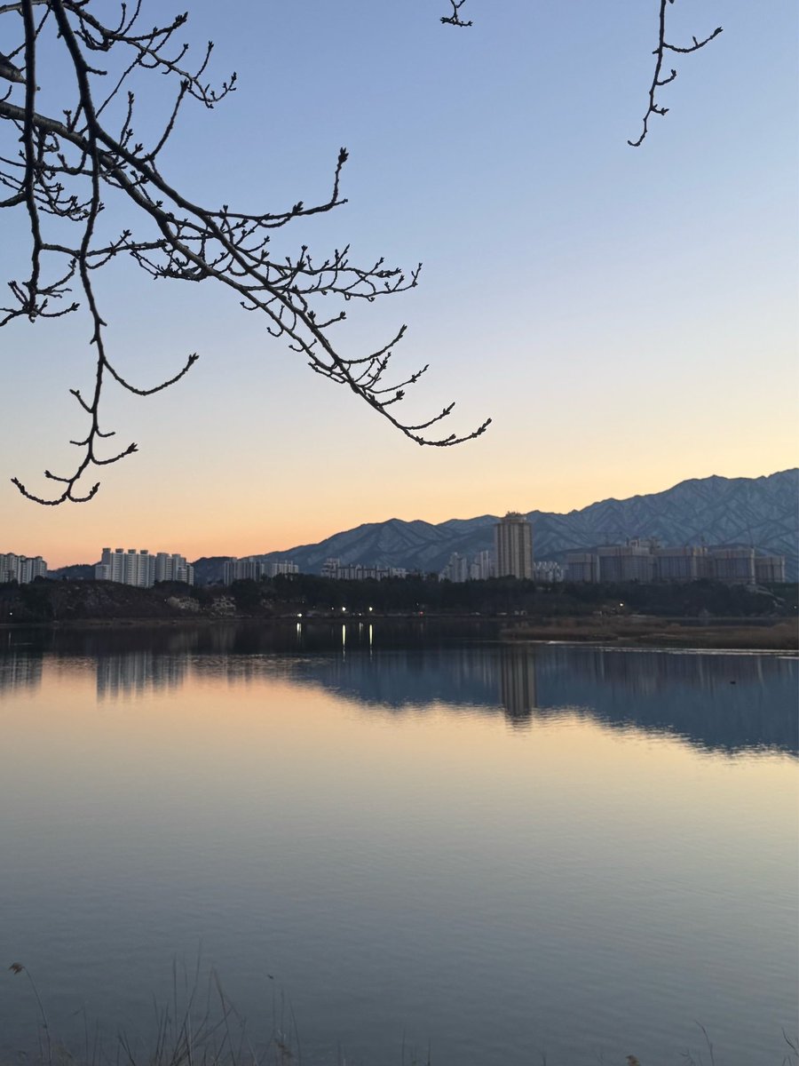 Jiyeon🦢 tweet media