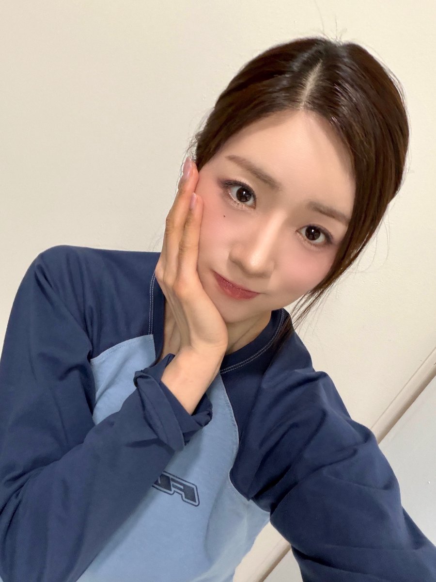 Apink_2011's tweet photo. [📺]

잠시 후 10시 30분!

ENA <나솔사계>에
보미가 출연합니다 🥰

#에이핑크 #Apink
#윤보미 #보미 #BoMi https://t.co/JWsRLCqPx1