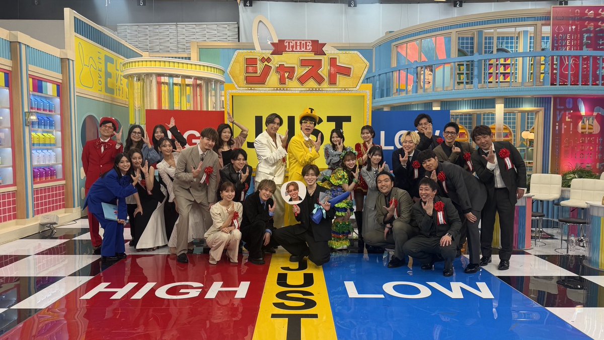 川島明 tweet media