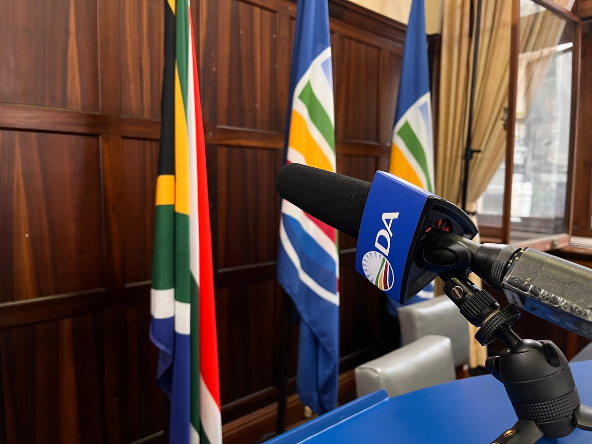 Democratic Alliance tweet media