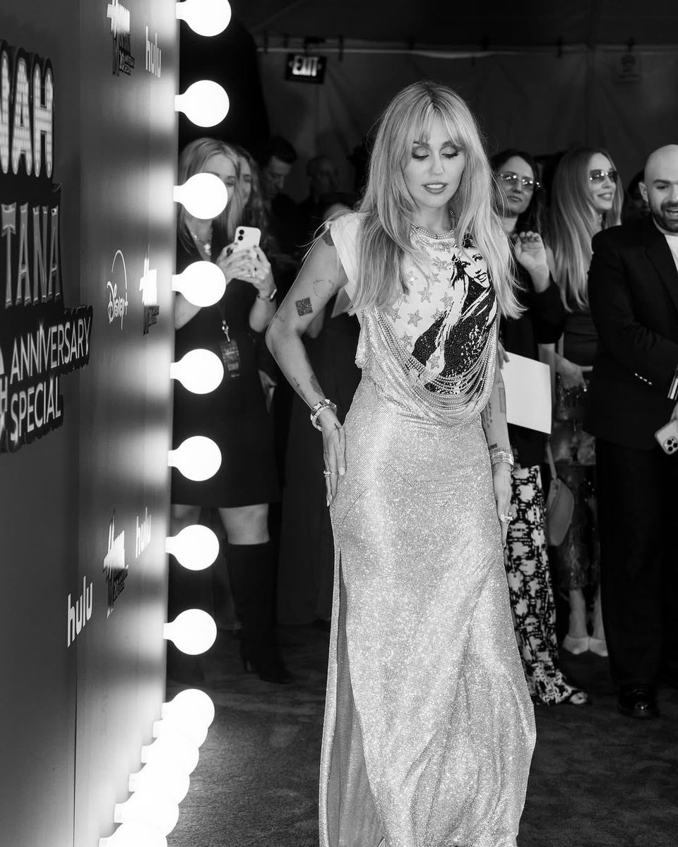 Smilers Spain tweet media