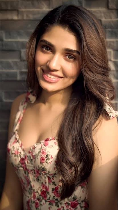 Cine Chit Chat tweet media