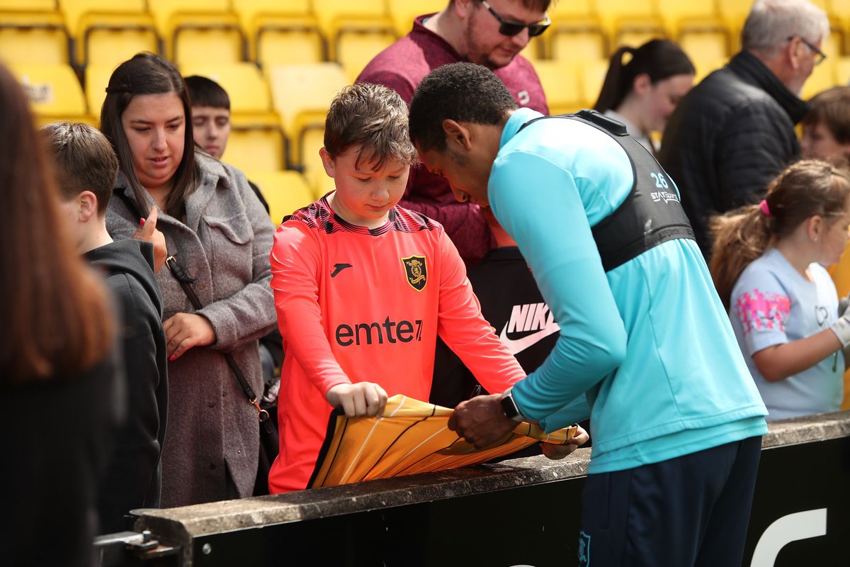 Livingston Football Club tweet media