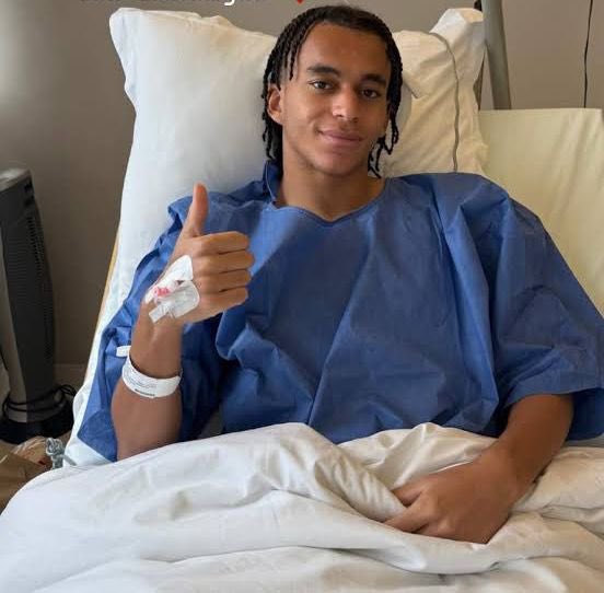 £!iå§🥷🤍 tweet media