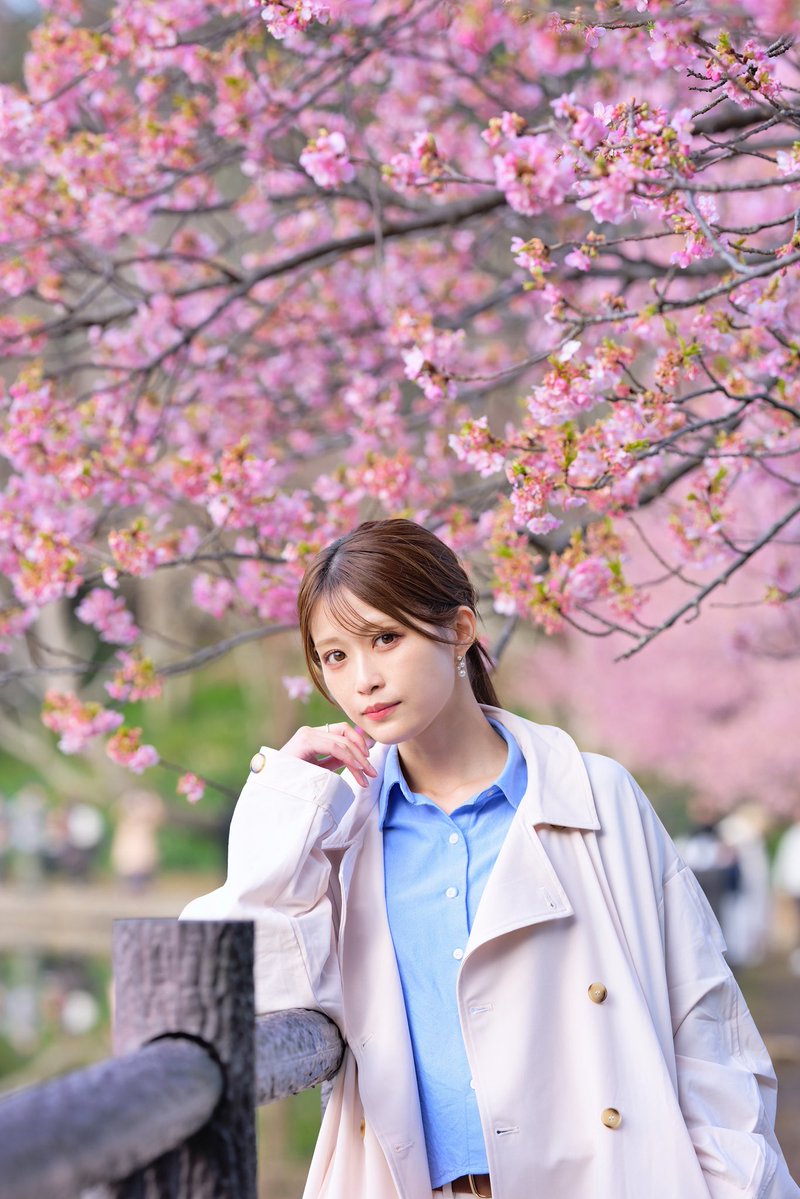 とにー tweet media