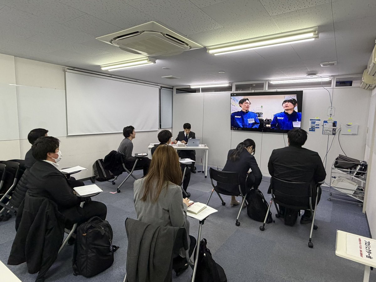 【コーチング研修】
この研修の醍醐味のひとつ
→面談のフィードバック
#学び
#渡邉コーチ
#若手店長
#コミュニケーション
#動画を見ながら
#先輩たちがまた受けたいと思う研修