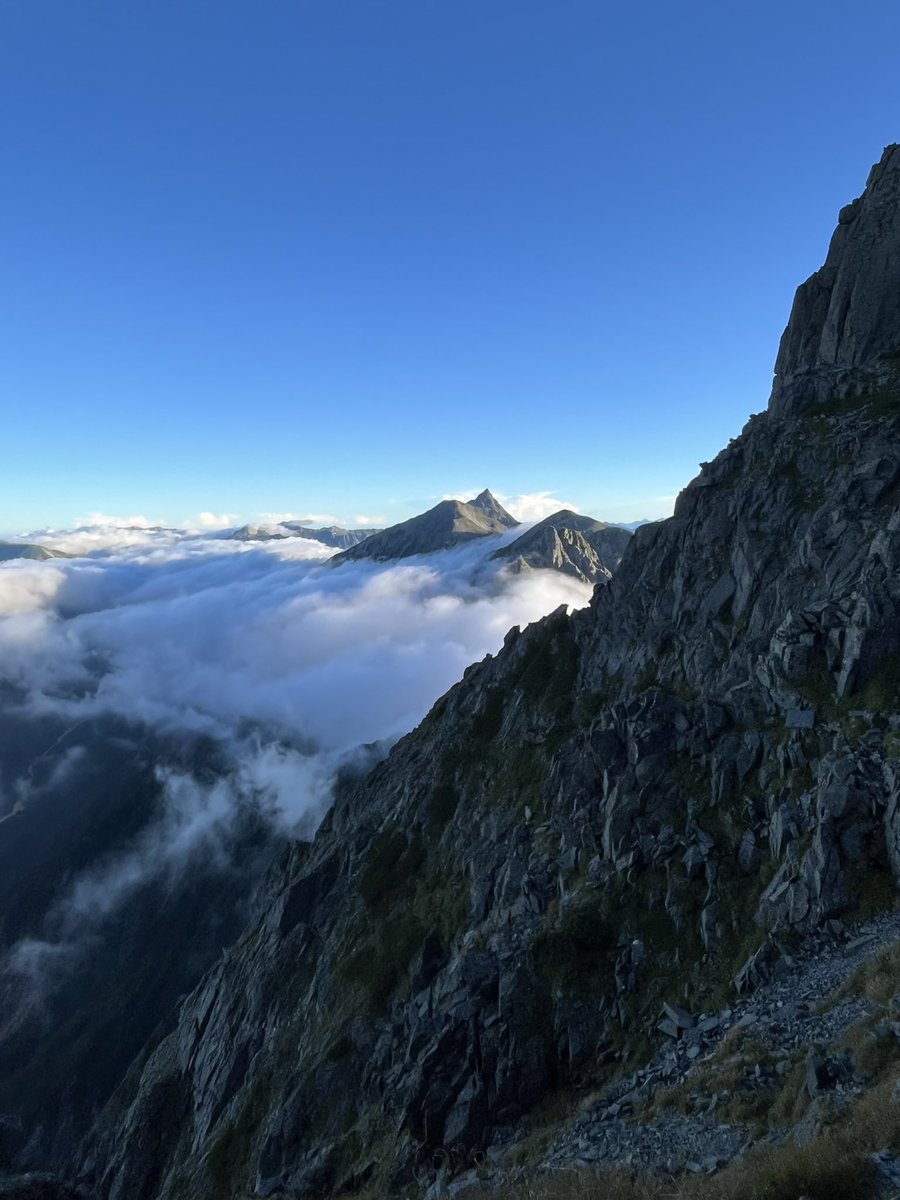 dai..._ヤマノススメ雪村あおい_🗻 tweet media